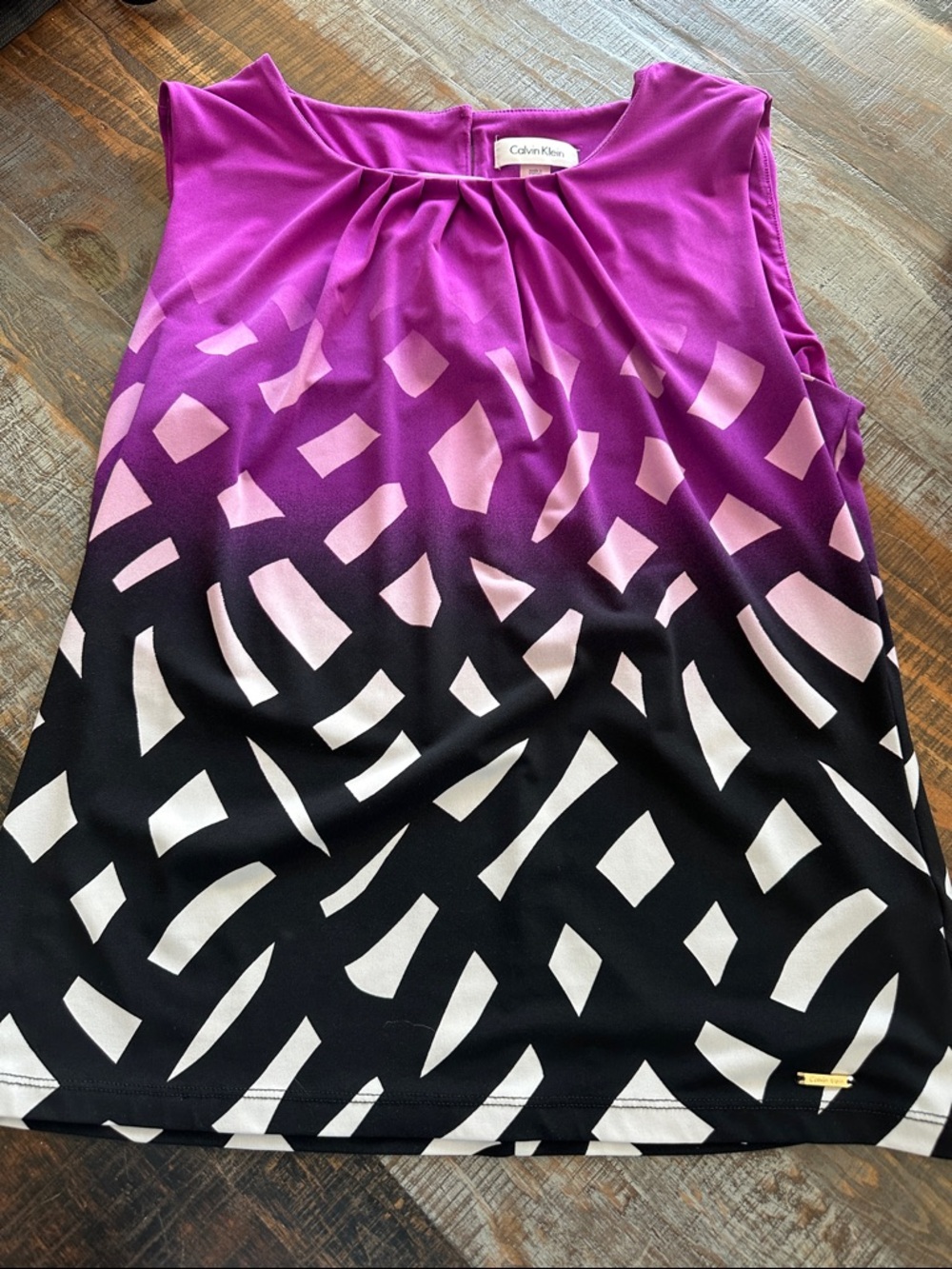 Calvin Klein Purple and Black Ombre Geometric Sleeveless Top